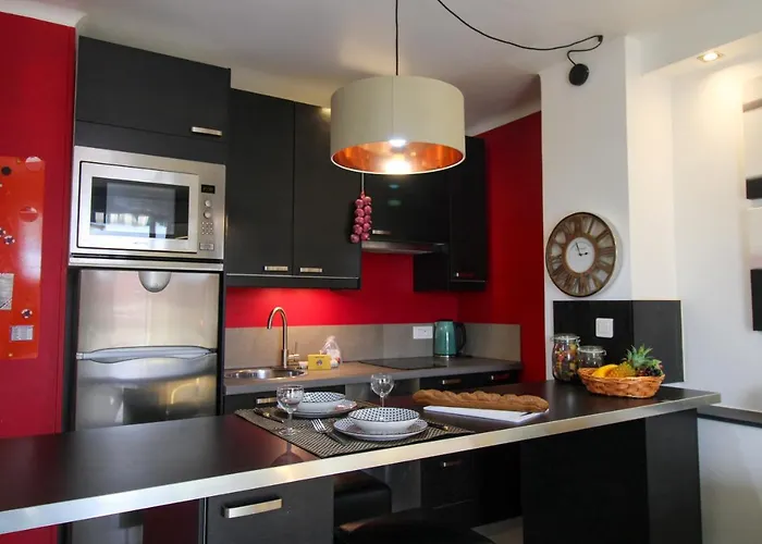 Le Bobillot By Apirent #central #terrasse #wifi #clim Cannes