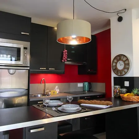 Le Bobillot By Apirent #central #terrasse #wifi #clim Cannes